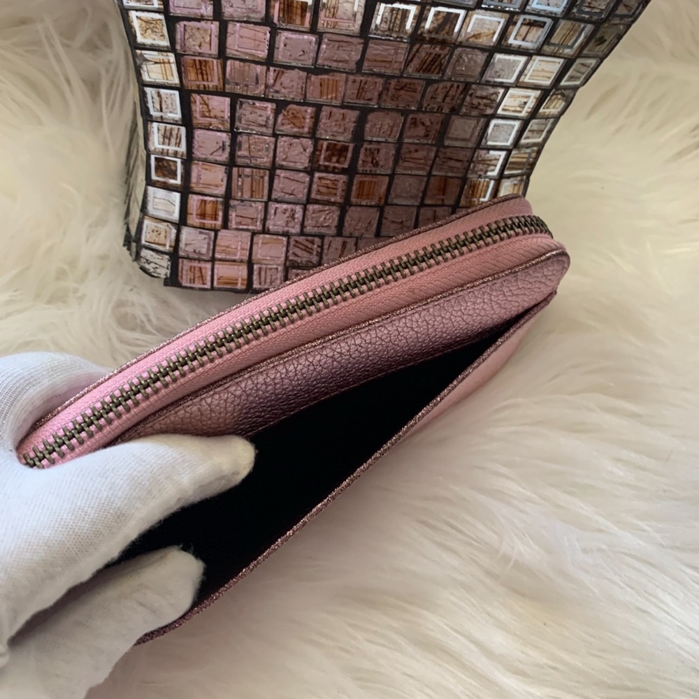 Coach Metallic Pink Leather Wallet - Picture 3 of 5